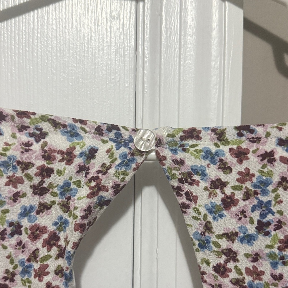 Wild Fable Backless Floral Dress - White, blues, pink, and maroon colors. Size S - Picture 8 of 8